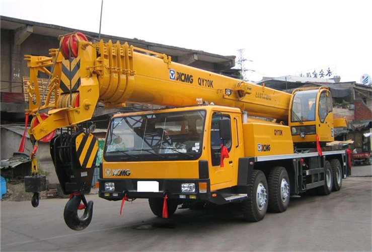 钦州市吊车出租选择重点